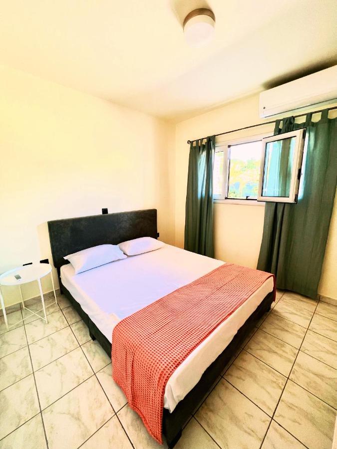 Kalamata Garden Suite Экстерьер фото